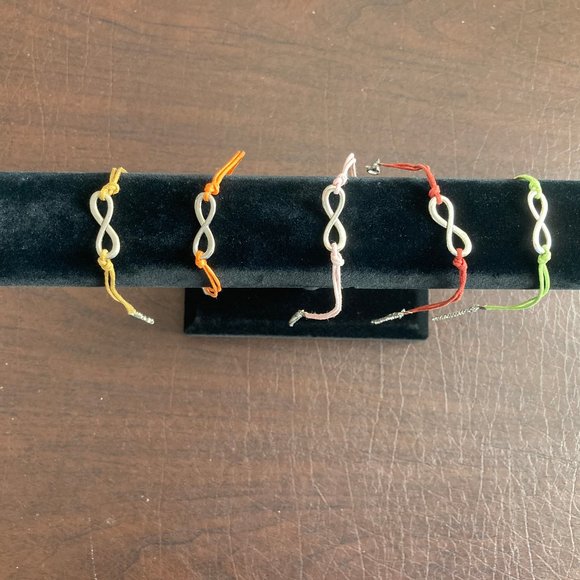 NWT - Double-stranded bracelet w/silver-tone infinity sign & ext. chain - Picture 12 of 12